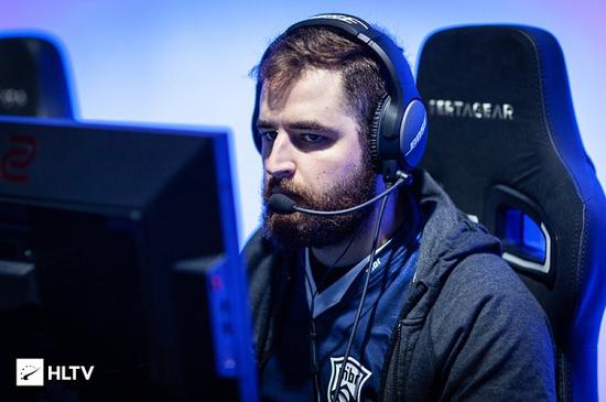 微软CEO称TikTok为最大对手 期待游戏跨平台发展